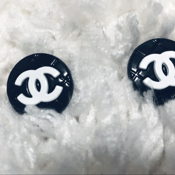 CHANEL Other - 🌸Antique Vintage Chanel buttons set of two